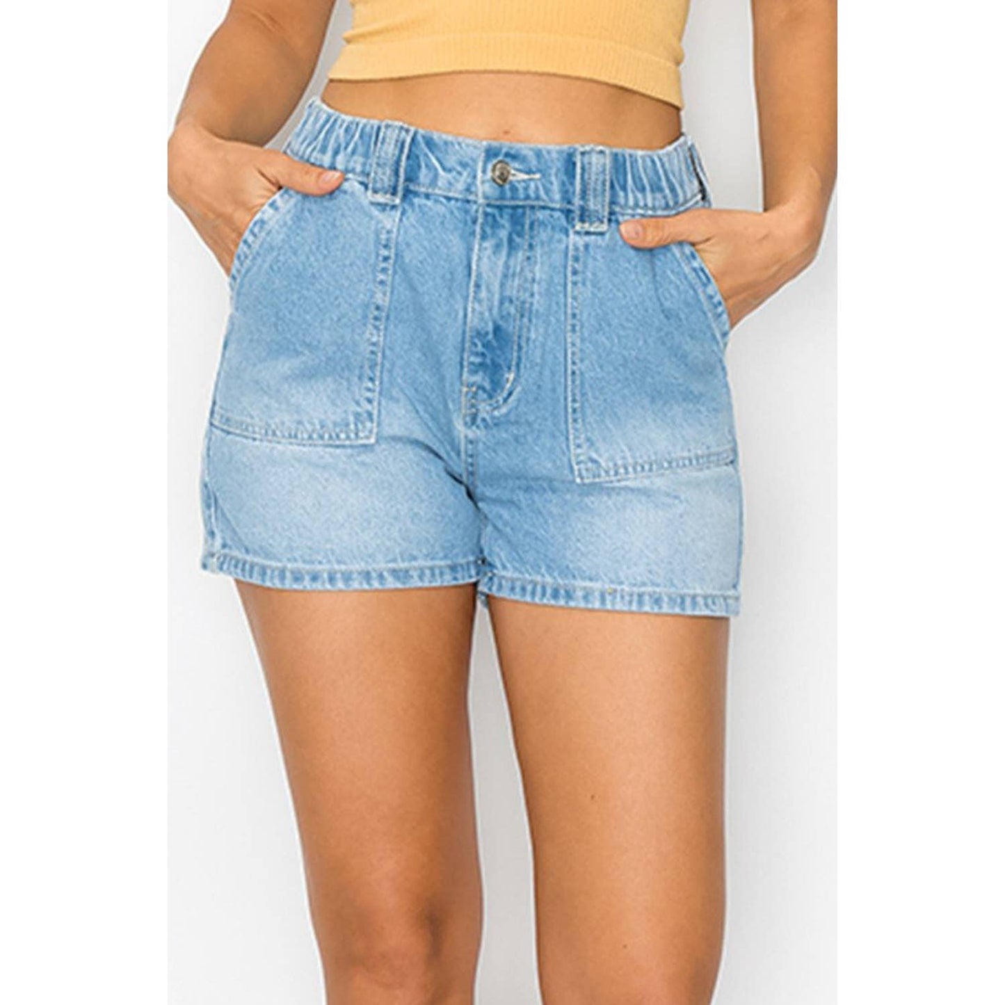 PATCH POCKET DENIM SHORTS